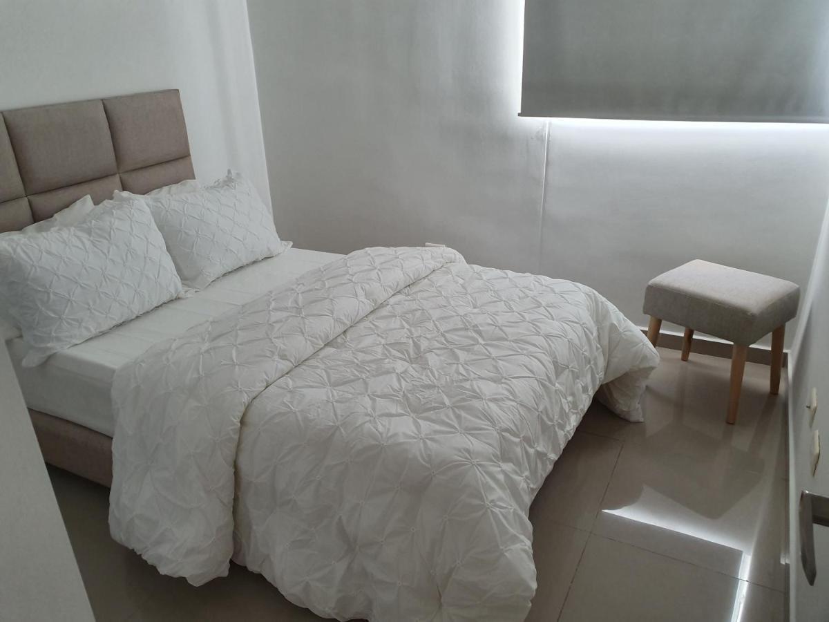 Excelente Apartamento Completo, En La Mejor Zona Apartment Cucuta Ngoại thất bức ảnh