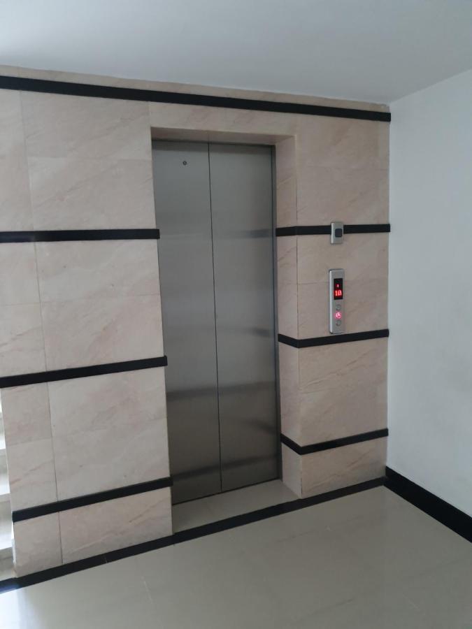 Excelente Apartamento Completo, En La Mejor Zona Apartment Cucuta Ngoại thất bức ảnh