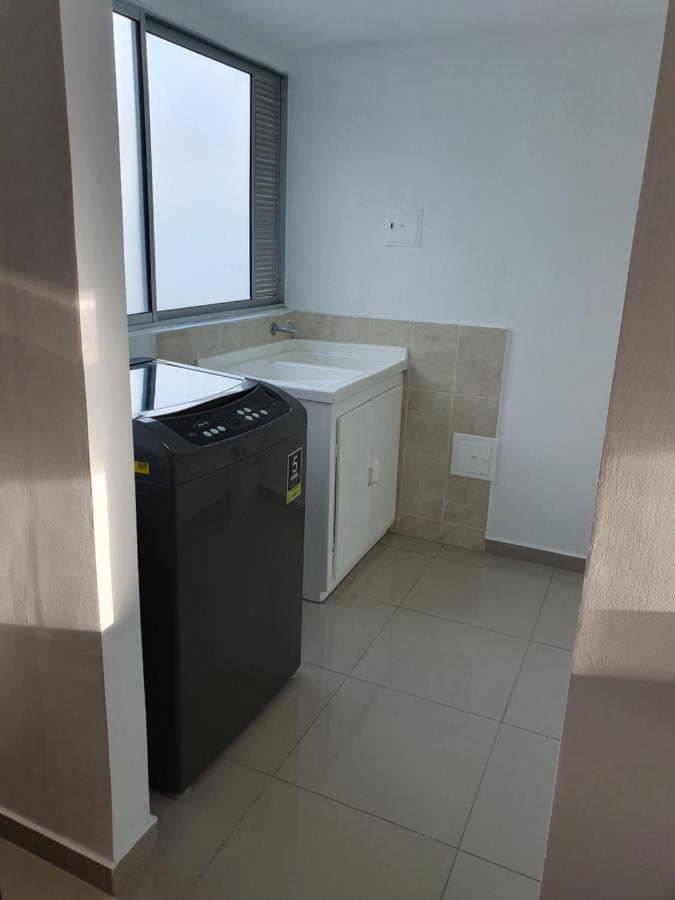 Excelente Apartamento Completo, En La Mejor Zona Apartment Cucuta Ngoại thất bức ảnh